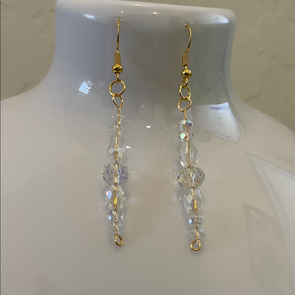 Elegant Gold and Crystal Drop Earrings